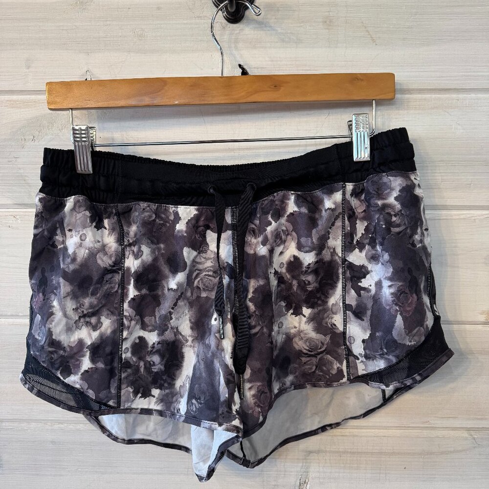 Hotty Hot Lululemon Shorts